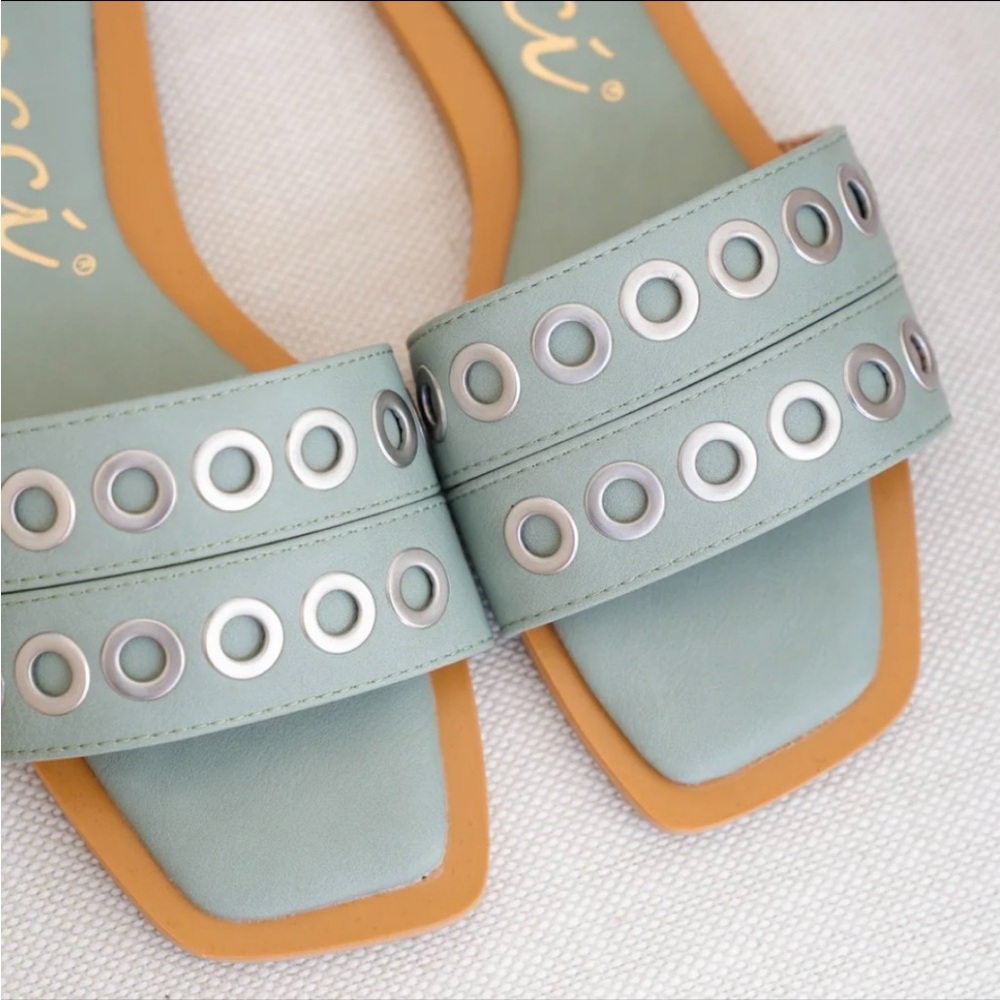 NWT CCOCCI Dolly Slide with Metal Eyelet Detail in Misty Blue Sz 6